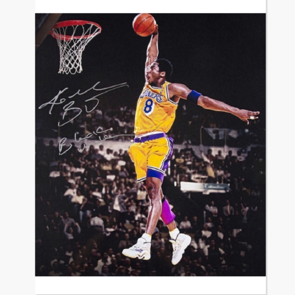 BRAND NEW!๐ฏ KOBE BRYANT LAKERS OLD SCHOOL 8.5x11 ULTRA PREMIUM GLOSSY POSTER!๐คฉ - Picture 2 of 4